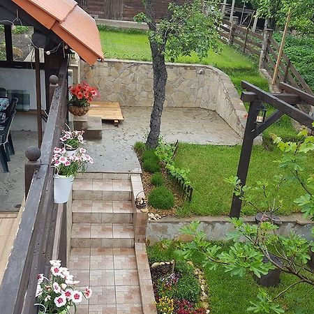 The Wild Fig Hotel Shumen Exterior photo